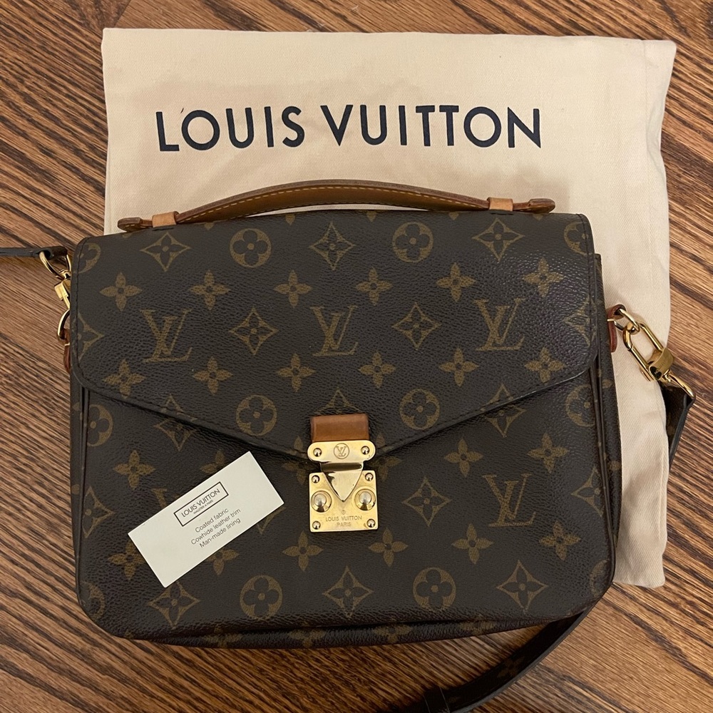 Louis Vuitton Pochette Metis Mono